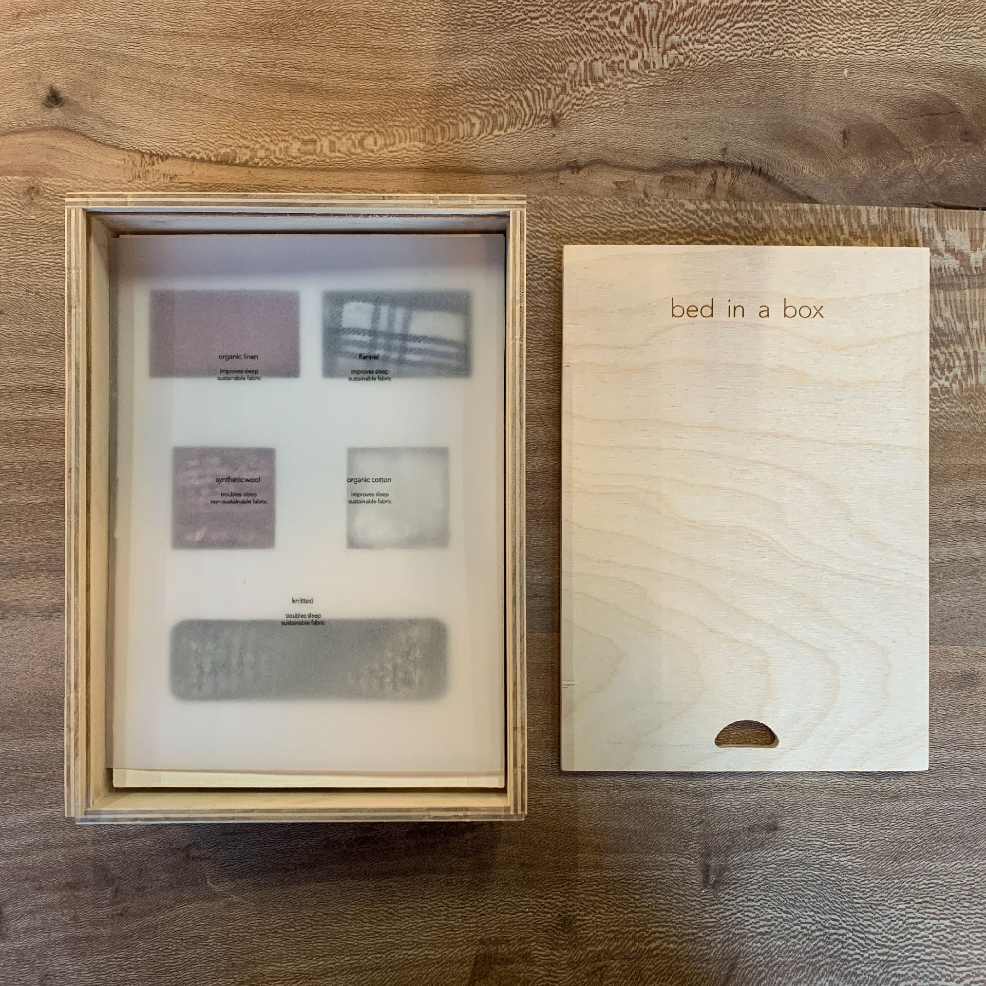 The components inside the bed box are strategically placed. As soon as the box is opened, the viewer is welcomed by a small note about the material, its importance to sleep and its sustainability factor.