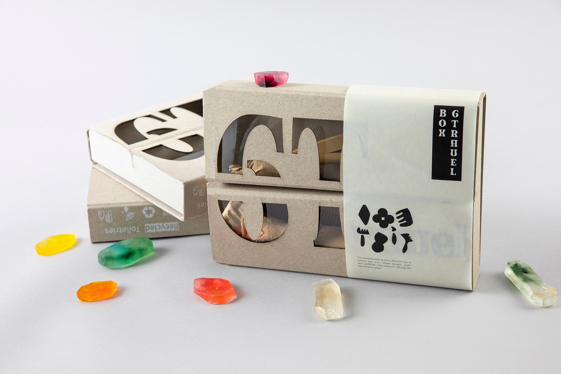 Material: Grey cardboard: is made from 100% waste paper and is relatively cheap in cost.
Kraft paper: green, environmentally friendly, sustainable, and low cost, a simple and beautiful out-of-the-box experience.