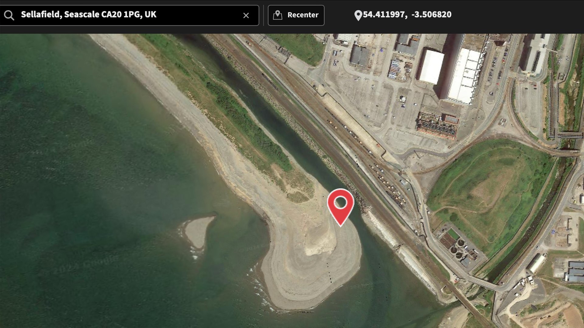 When you arrive at the designated location, open the link in Adobe Aero. A 3D interactive scene will appear before you.